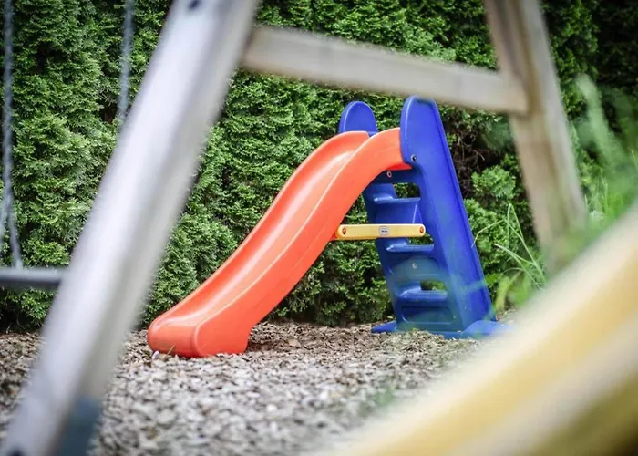 In Near Spieljochbahn 公寓