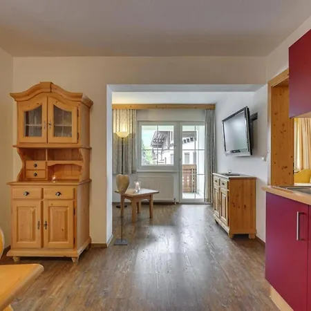 In Near Spieljochbahn 公寓 *